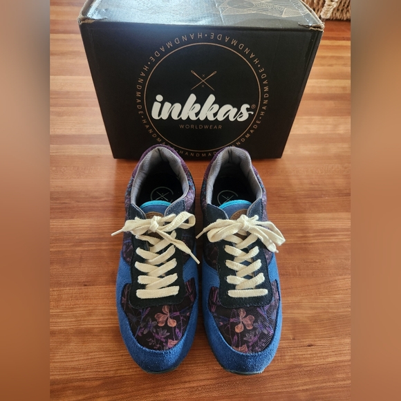 inkkas Shoes - Inkkas Mariposa Jogger size 9 womans